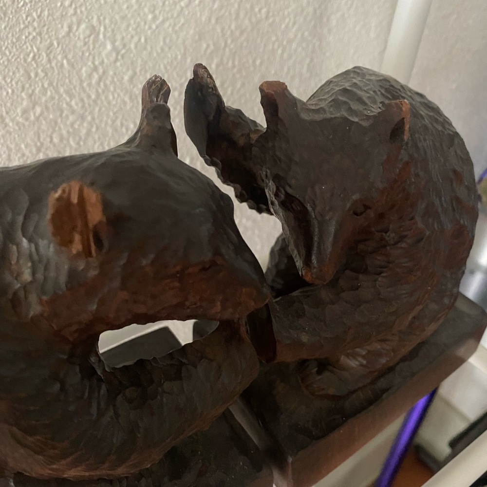 Hand carved Bear Bookends - Picture 3 of 4
